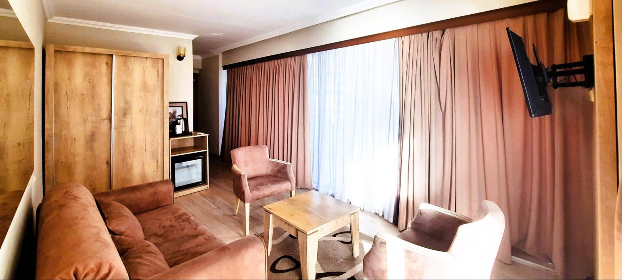 Ashtal Beach Hotel Батуми Екстериор снимка