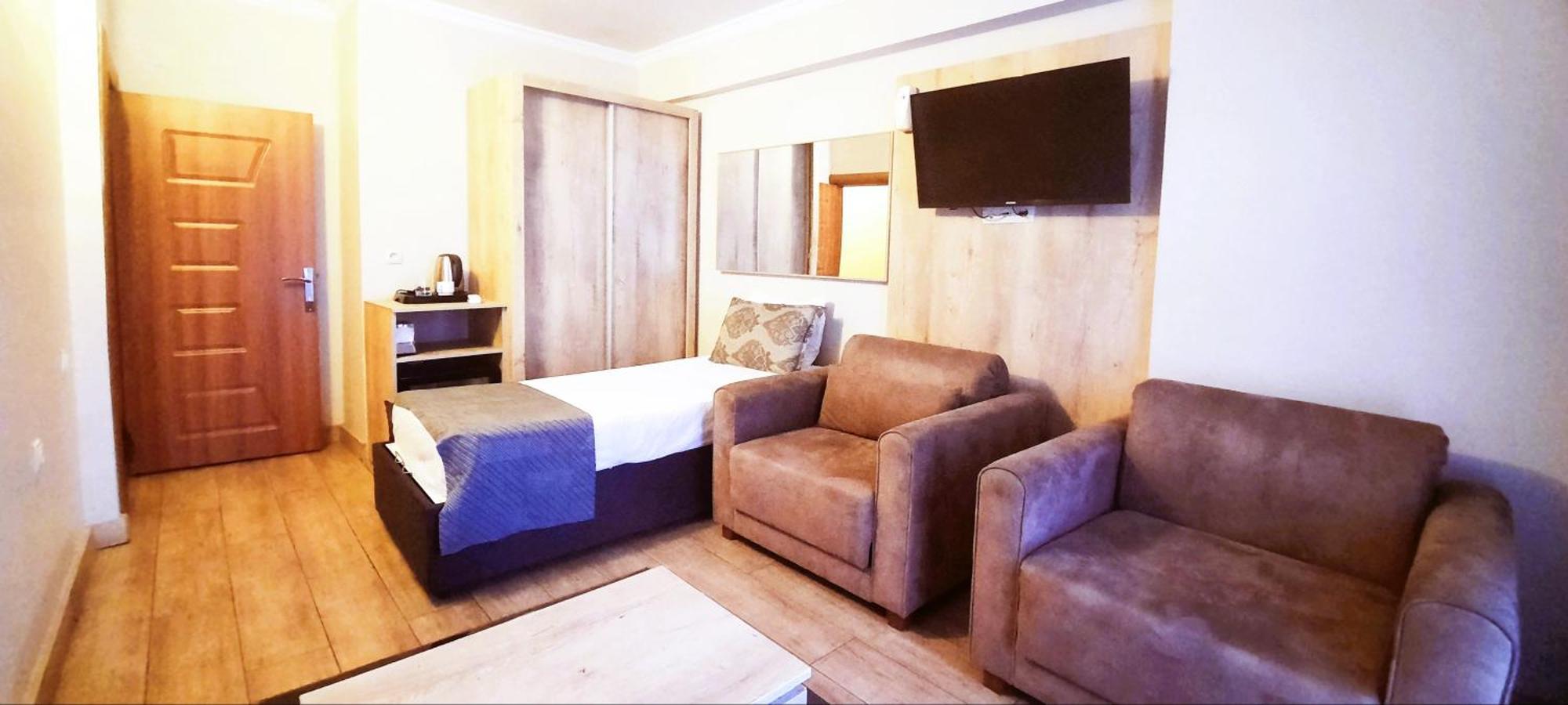 Ashtal Beach Hotel Батуми Екстериор снимка